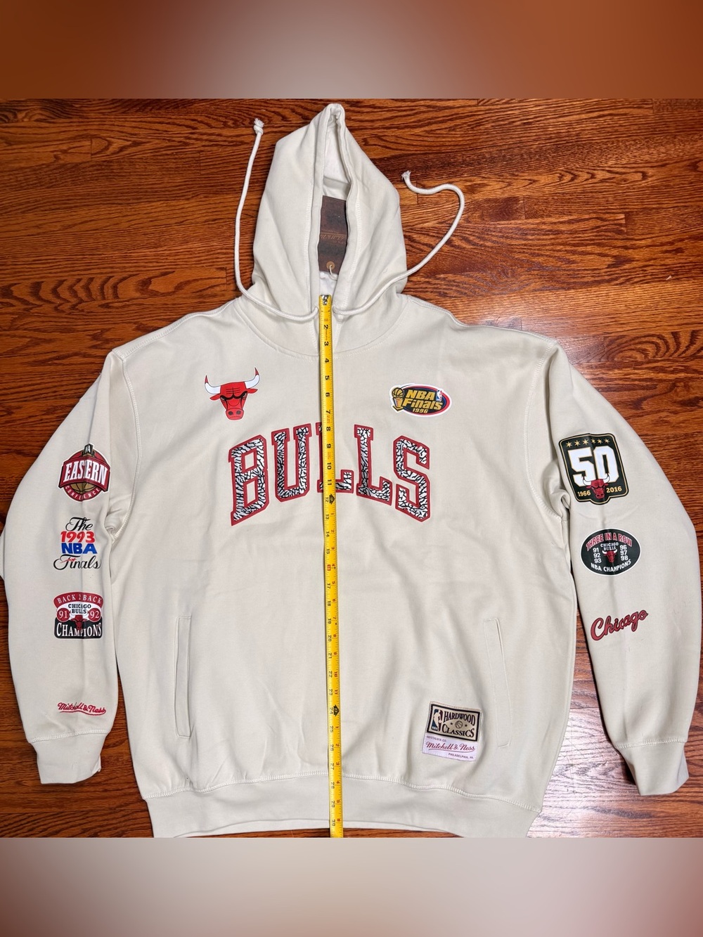 GORGEOUS NBA FINALS CHICAGO BULLS HOODIE!!!